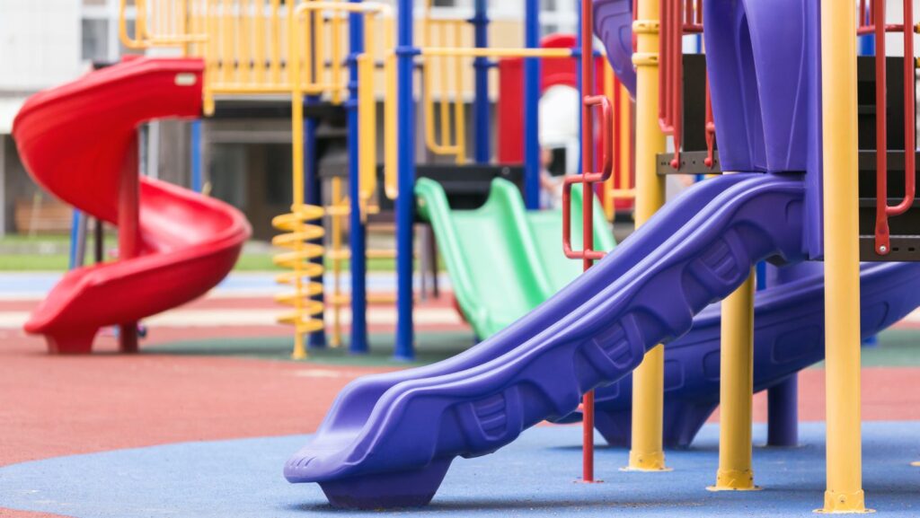 How to Choose Kids’ Play Equipment