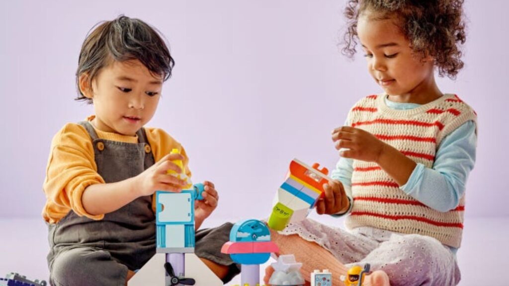 Toddlers Build Curiosity Through Play.